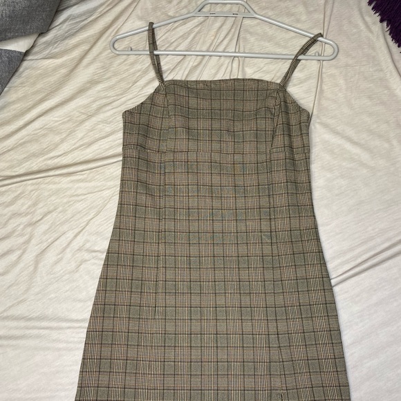 GARAGE TAN PLAID BODYCON MINI DRESS - Picture 2 of 9